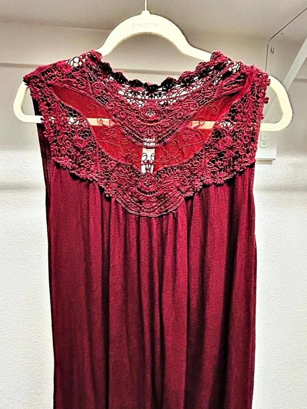 Torrid Lace Neckline Tunic in Red Like New
